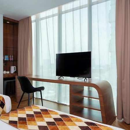 Cambridge Hotel Medan Dış mekan fotoğraf