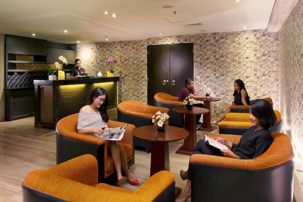 Cambridge Hotel Medan Dış mekan fotoğraf