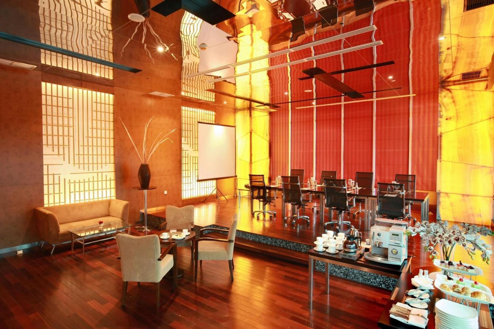 Cambridge Hotel Medan Dış mekan fotoğraf