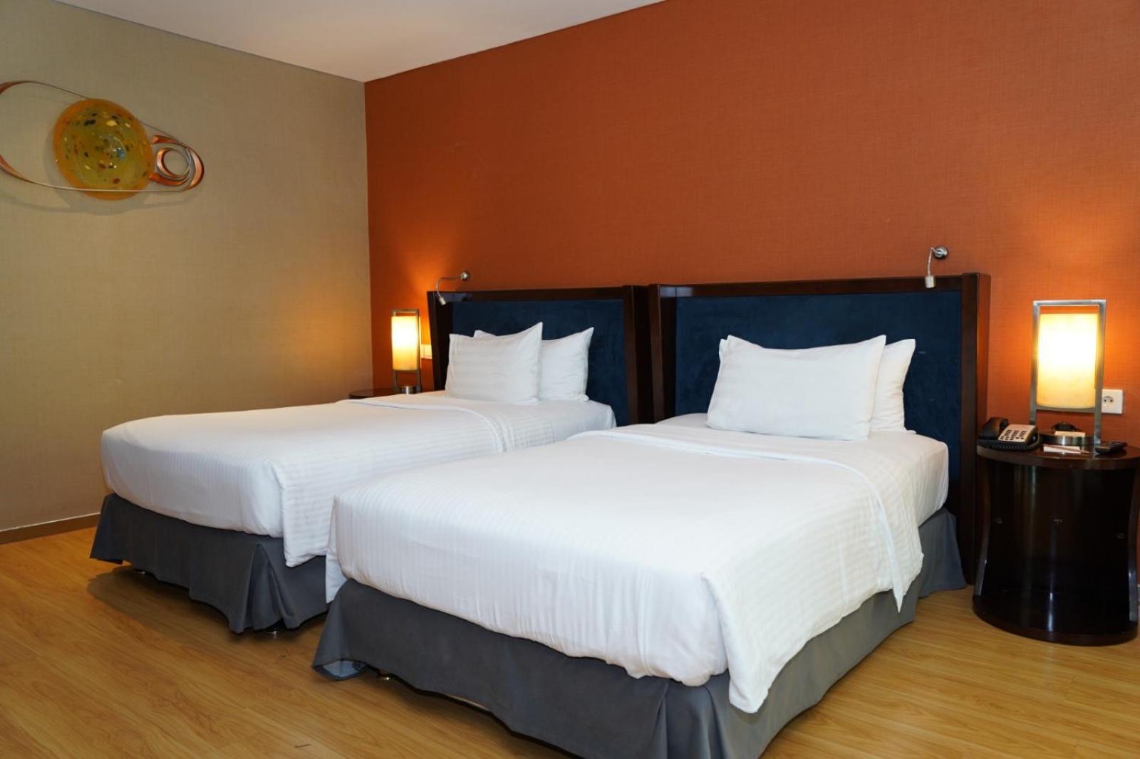 Cambridge Hotel Medan Dış mekan fotoğraf