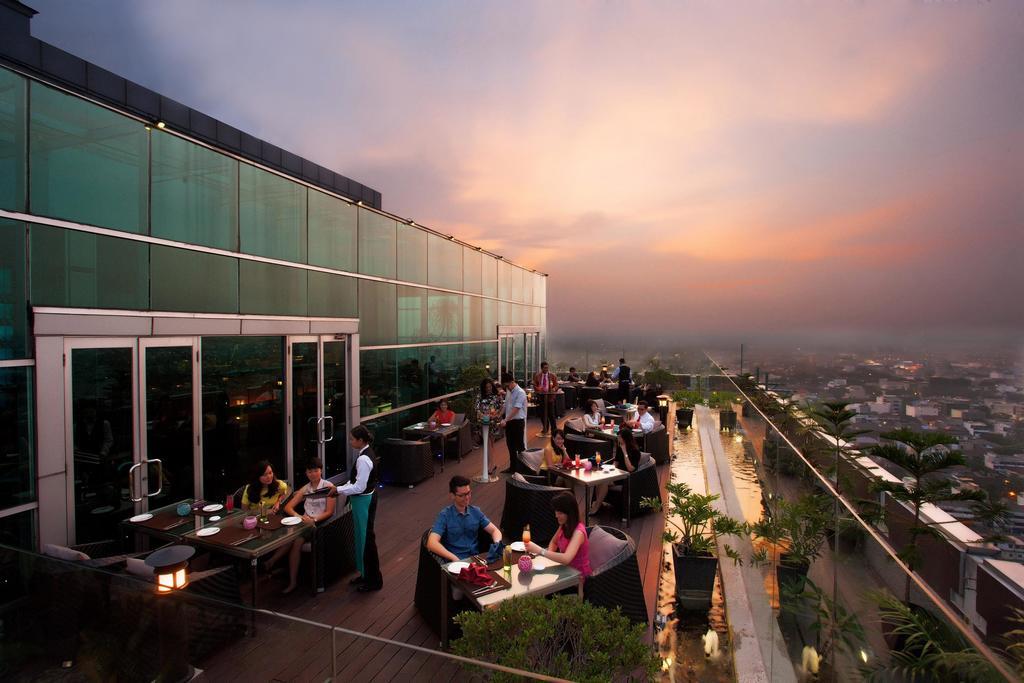 Cambridge Hotel Medan Dış mekan fotoğraf