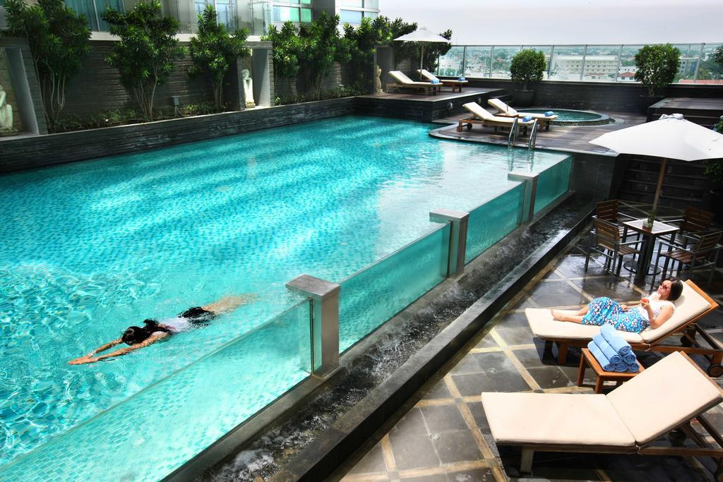 Cambridge Hotel Medan Dış mekan fotoğraf
