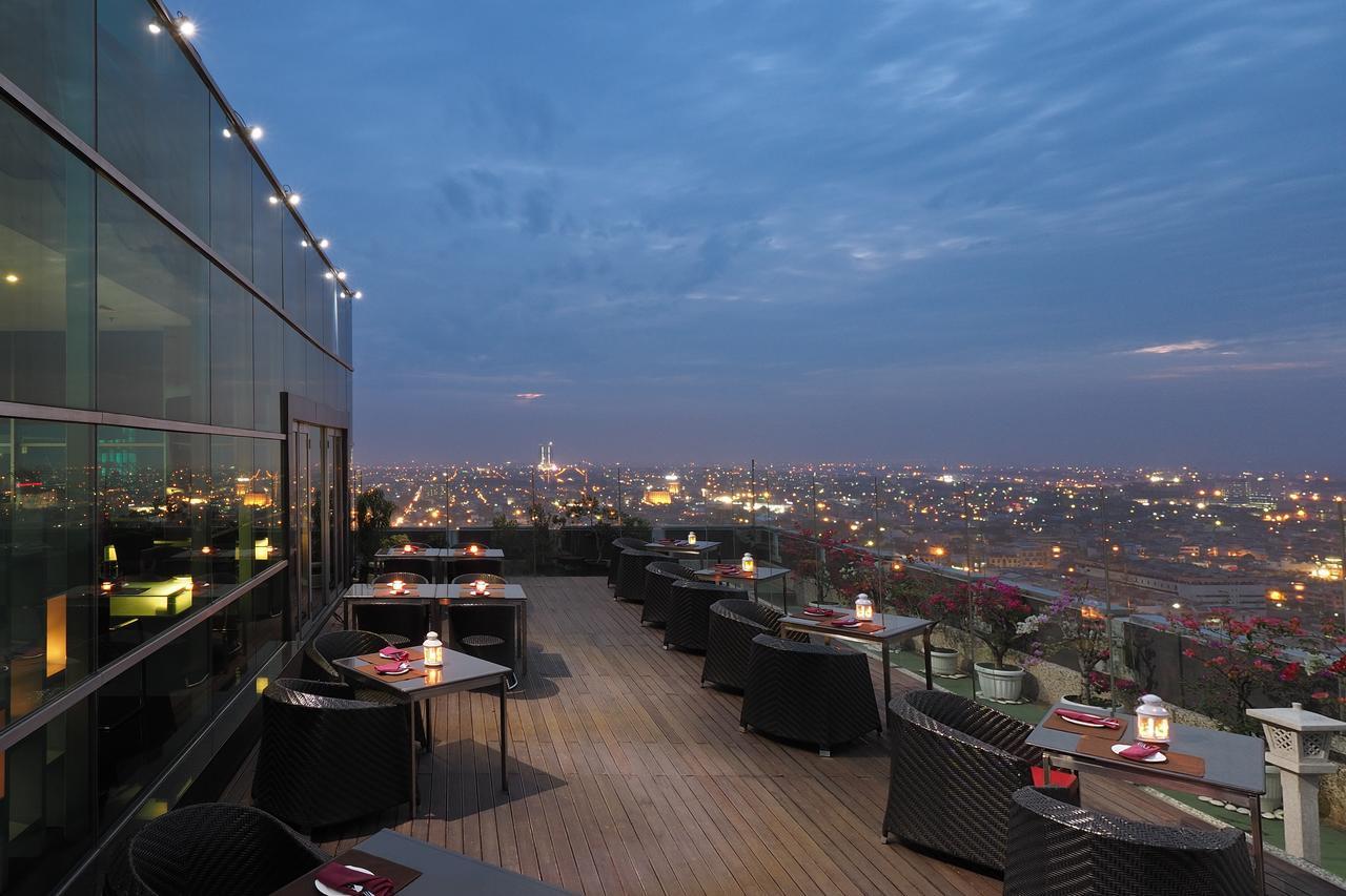 Cambridge Hotel Medan Dış mekan fotoğraf