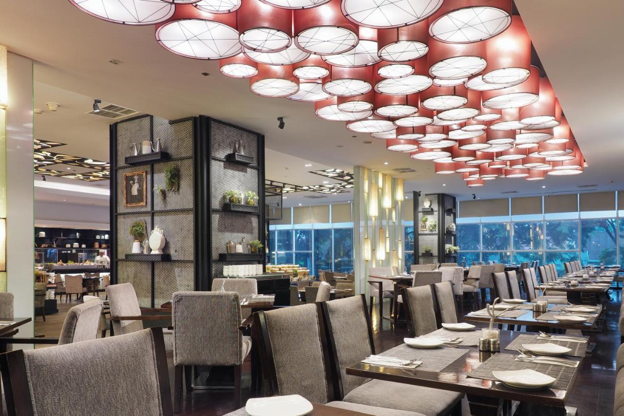 Cambridge Hotel Medan Dış mekan fotoğraf