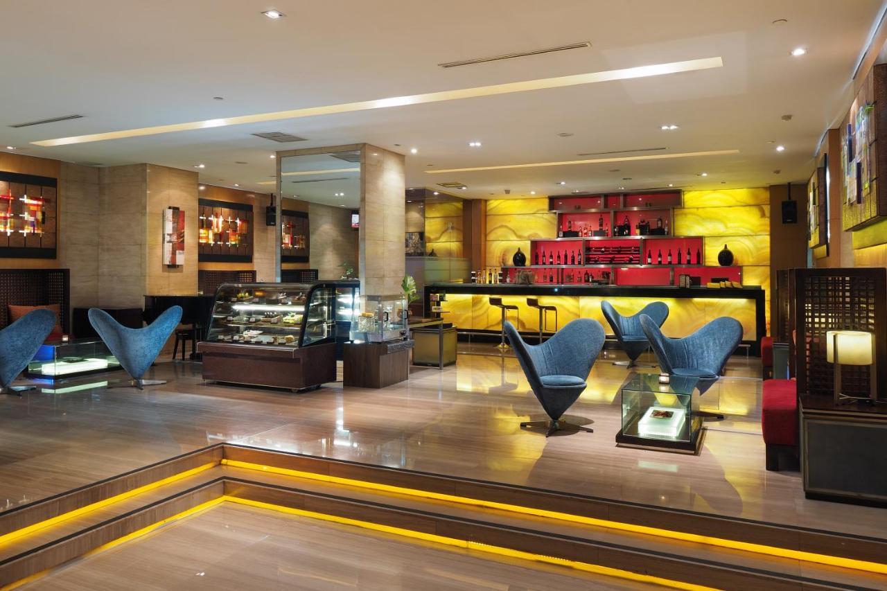 Cambridge Hotel Medan Dış mekan fotoğraf