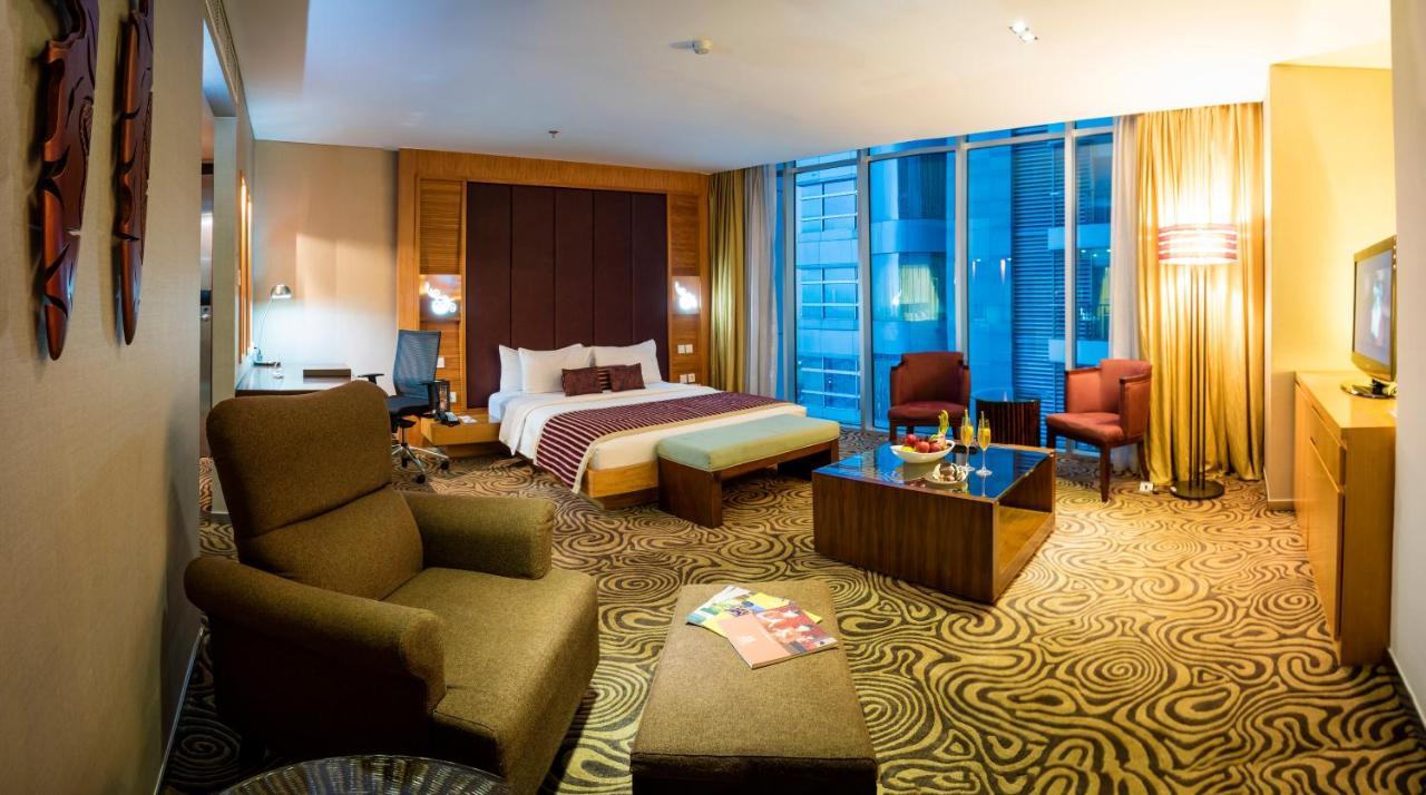 Cambridge Hotel Medan Dış mekan fotoğraf