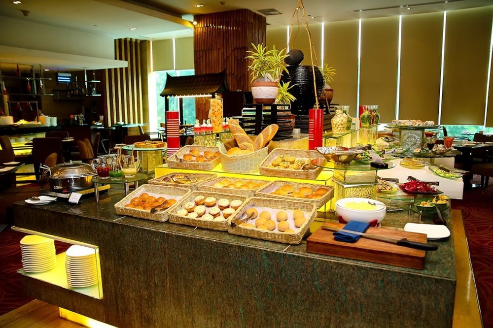 Cambridge Hotel Medan Dış mekan fotoğraf